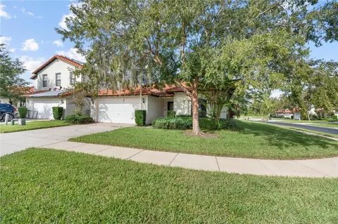 Exterior - 16813 Lazy Breeze Loop, Clermont, FL 34714 photo 2 of 6
