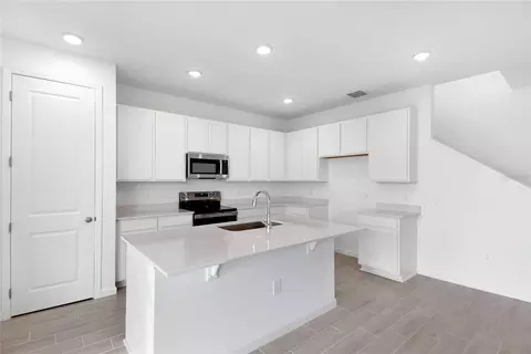 5331 Mickey Ave, Winter Haven, FL 33884 photo 3