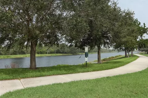 View/Area - 4451 Arlington Ave, Saint Cloud, FL 34769 photo 3 of 9