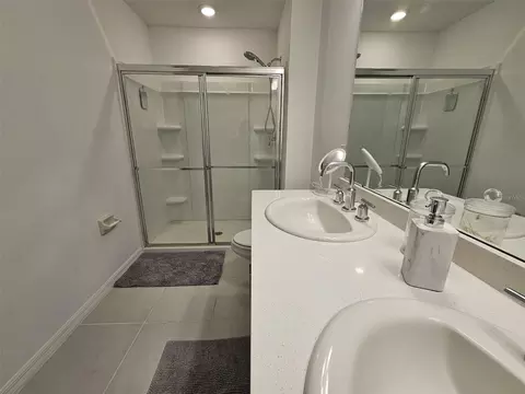 Bath - 4451 Arlington Ave, Saint Cloud, FL 34769 photo 3 of 6