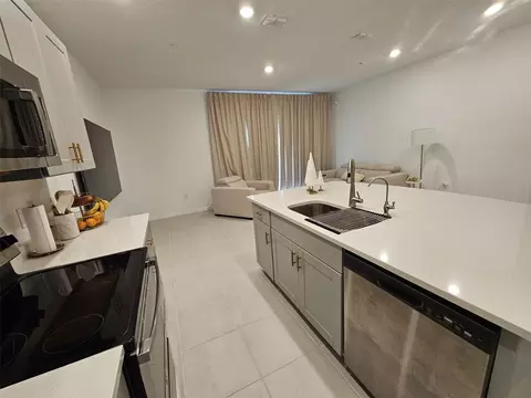 Kitchen - 4451 Arlington Ave, Saint Cloud, FL 34769 photo 5 of 7