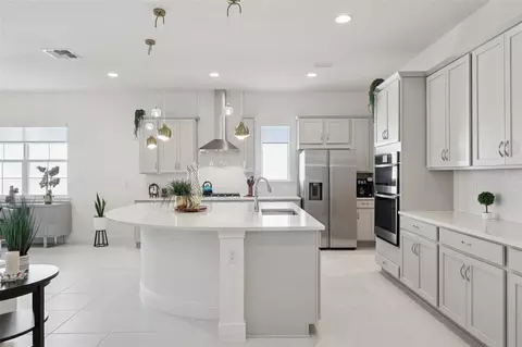 Kitchen - 5027 Dancy Ln, Saint Cloud, FL 34772 photo 8 of 8