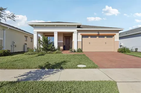 Exterior - 5027 Dancy Ln, Saint Cloud, FL 34772 photo 2 of 11