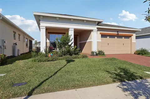 Exterior - 5027 Dancy Ln, Saint Cloud, FL 34772 photo 8 of 11