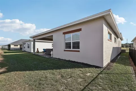 Exterior - 5027 Dancy Ln, Saint Cloud, FL 34772 photo 5 of 11