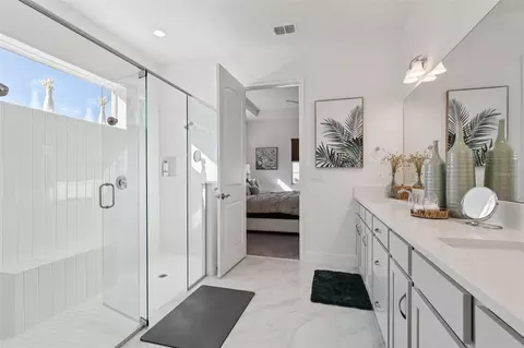 Bath - 5027 Dancy Ln, Saint Cloud, FL 34772 photo 1 of 5