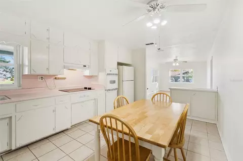 Kitchen - 1801 Lakeshore Blvd, Saint Cloud, FL 34769 photo 1 of 2