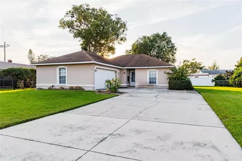12 Delaware Ave, Saint Cloud, FL 34769