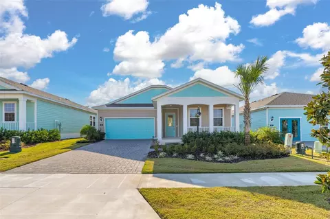 983 Fiesta Key Cir, Lady Lake, FL 32159