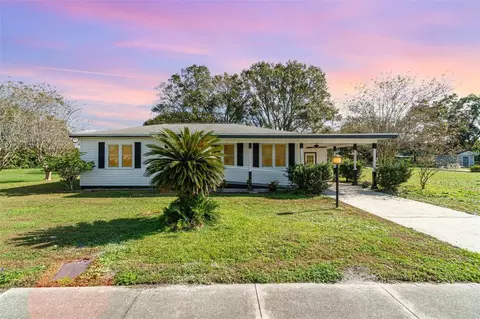 903 N Forrest Ave, Kissimmee, FL 34741