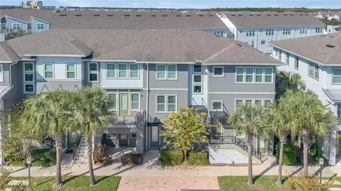 8443 Karrer Ter, Orlando, FL 32827