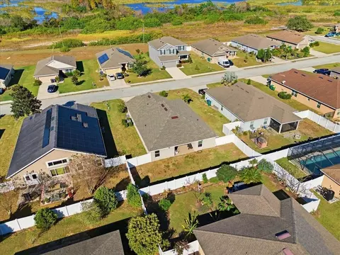 View/Area - 1129 Legatto Loop, Dundee, FL 33838 photo 11 of 12