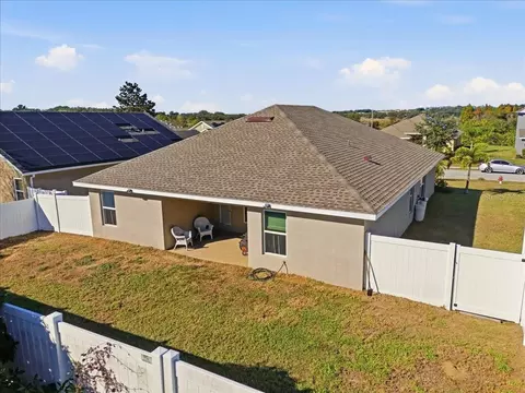 View/Area - 1129 Legatto Loop, Dundee, FL 33838 photo 2 of 12