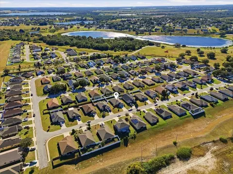 View/Area - 1129 Legatto Loop, Dundee, FL 33838 photo 6 of 12