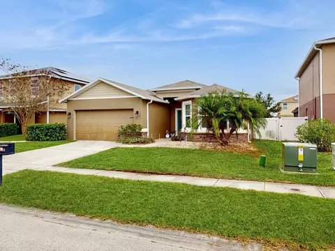 Exterior - 1941 Kettle Creek Dr, Saint Cloud, FL 34769 photo 3 of 6