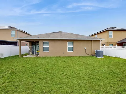 Exterior - 1941 Kettle Creek Dr, Saint Cloud, FL 34769 photo 5 of 6
