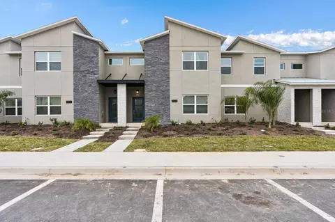 1048 Leader St, Davenport, FL 33896