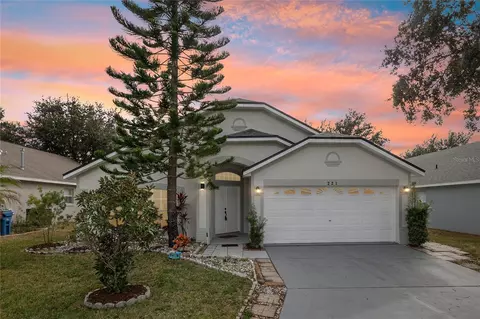 221 Garberia Dr, Davenport, FL 33837