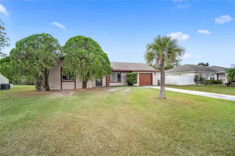128 Hollyhock Ct, Kissimmee, FL 34743