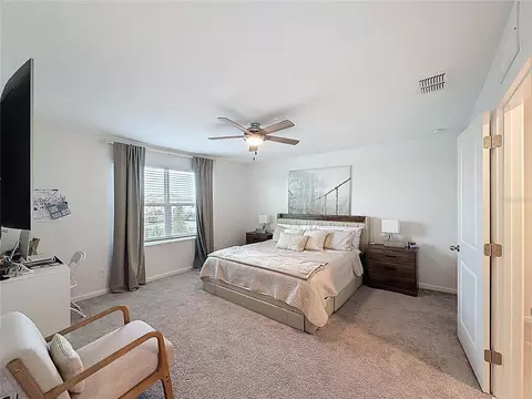 Bedroom - 5933 Piney Shrub Pl, Saint Cloud, FL 34771 photo 3 of 5