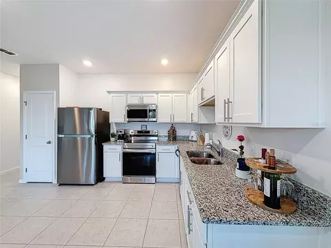 Kitchen - 5933 Piney Shrub Pl, Saint Cloud, FL 34771 photo 1 of 1