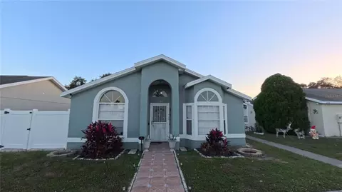 2340 Harbor Town Dr, Kissimmee, FL 34744