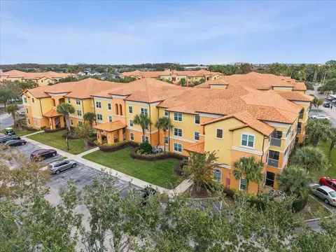5479 Vineland Rd #9310, Orlando, FL 32811