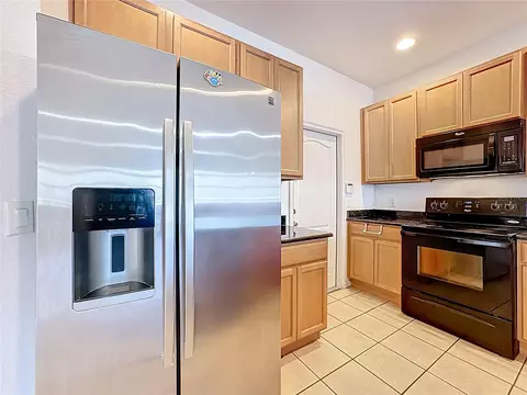 Kitchen - 1991 Switch Grass Cir, Ocoee, FL 34761 photo 3 of 7