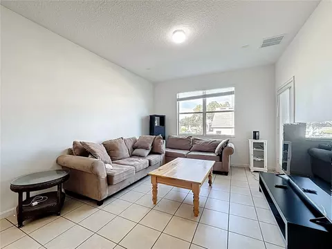 Living - 1991 Switch Grass Cir, Ocoee, FL 34761 photo 2 of 3