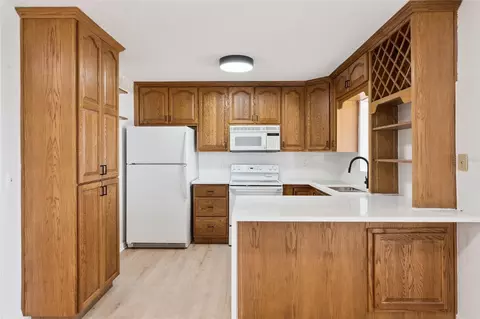 Kitchen - 6346 Bennett Ct, Saint Cloud, FL 34771 photo 2 of 3