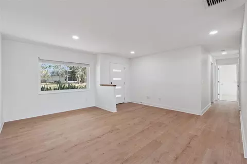 Living - 6346 Bennett Ct, Saint Cloud, FL 34771 photo 3 of 7