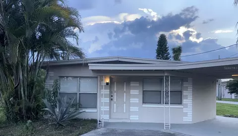 1014 N Solandra Dr, Orlando, FL 32807