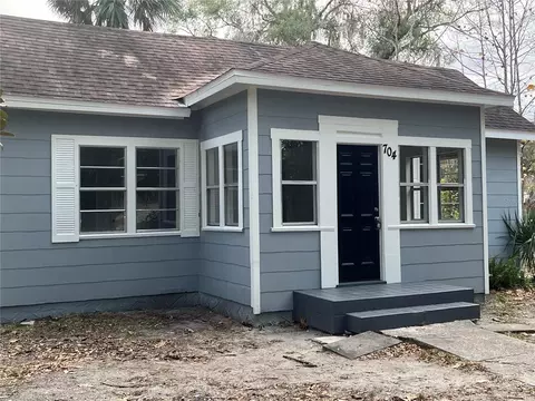 704 W Euclid Ave, Deland, FL 32720