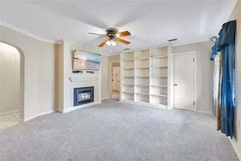 Living - 706 Massachusetts Ave, Saint Cloud, FL 34769 photo 1 of 2