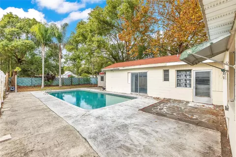 Exterior - 706 Massachusetts Ave, Saint Cloud, FL 34769 photo 4 of 5