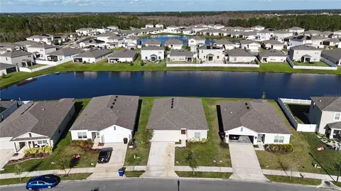 486 Pine Tree Bridge Trl, Saint Cloud, FL 34772