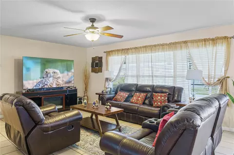 Living - 4071 Flowering Peach Ln, Saint Cloud, FL 34772 photo 3 of 6