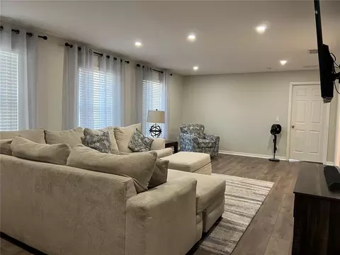 Living - 3622 Cape Ct, Saint Cloud, FL 34772 photo 4 of 6