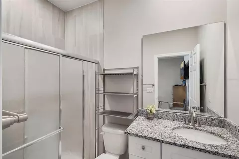 Bath - 10211023 Titcomb St, Eustis, FL 32726 photo 4 of 4