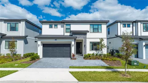 6097 High Seas Dr, Orlando, FL 32821