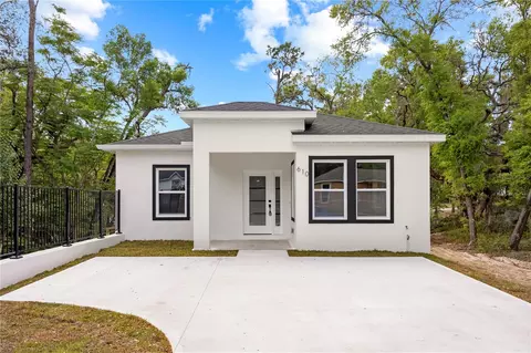 688 Euclid Ave, Deland, FL 32724
