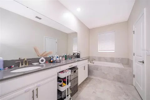 Bath - 3088 Nottel Dr, Saint Cloud, FL 34772 photo 2 of 3