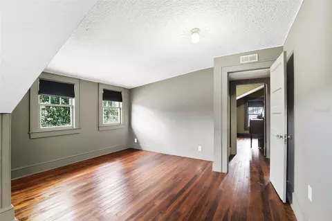 Bedroom - 1510 Washington Ave, Eustis, FL 32726 photo 5 of 6