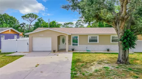 2918 46th Ave S, Saint Petersburg, FL 33712