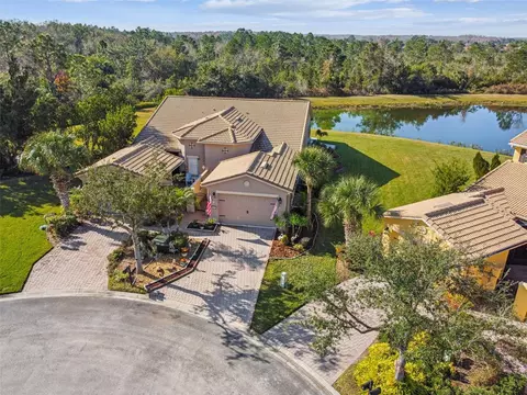 2825 Palm Tree Dr, Kissimmee, FL 34759