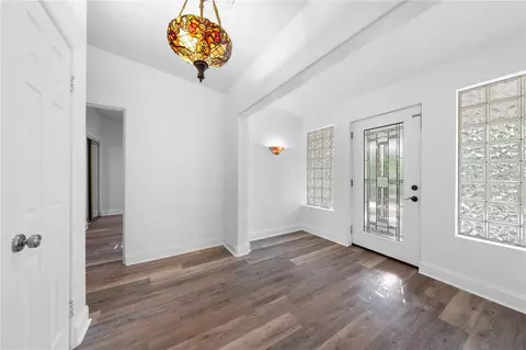 Entry Way - 4321 Rummell Rd, Saint Cloud, FL 34769 photo 5 of 9