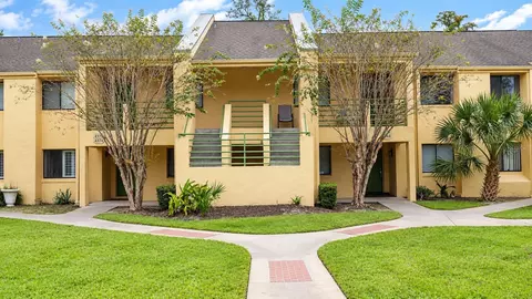 4368 S Lake Orlando Pkwy #203, Orlando, FL 32808
