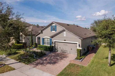 Exterior - 5196 Appenine Loop E, Saint Cloud, FL 34771 photo 2 of 5