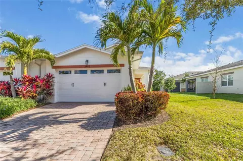 Exterior - 2463 Datura Loop, Saint Cloud, FL 34772 photo 2 of 14