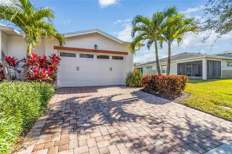 Exterior - 2463 Datura Loop, Saint Cloud, FL 34772 photo 3 of 14